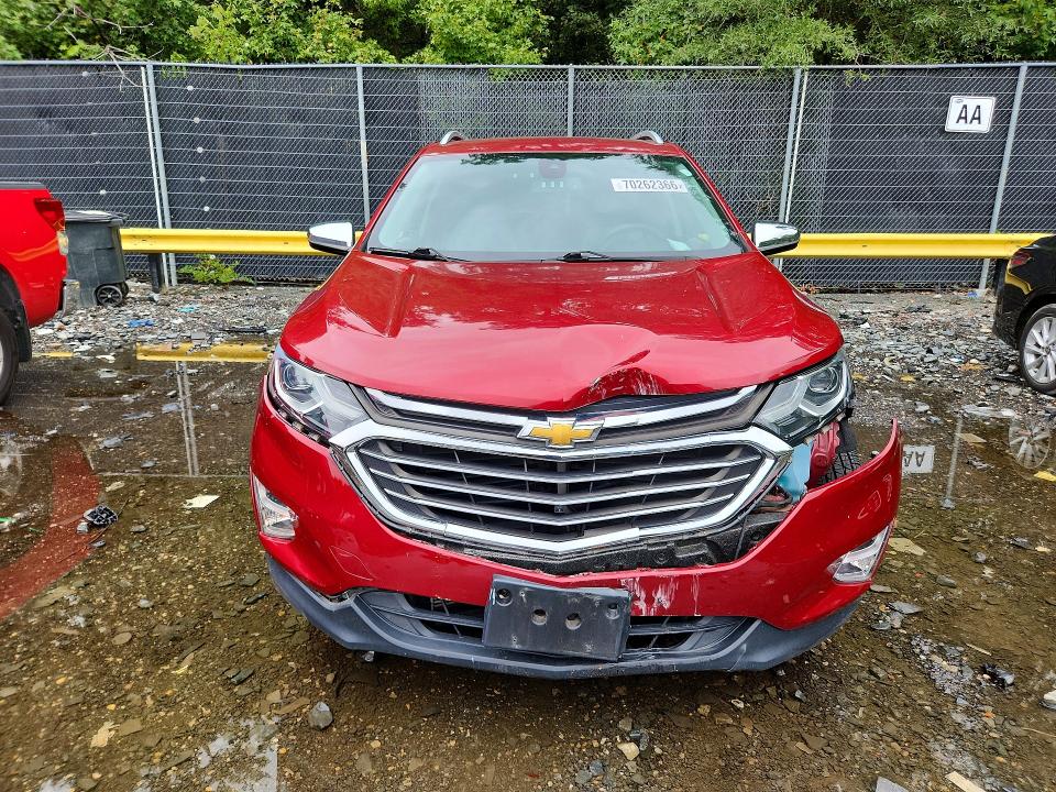 Продажа на аукционе авто 2018 Chevrolet Equinox, vin: 2GNAXNEX5J6188338, номер лота: 70262366