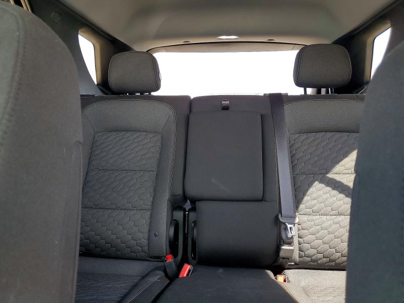 70533596 :رقم المزاد ، 2GNAXJEV7L6196239 vin ، 2020 Chevrolet Equinox مزاد بيع
