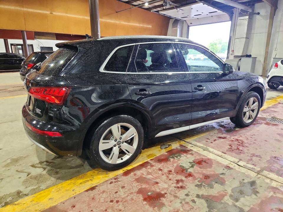 Продаж на аукціоні авто 2018 Audi Q5, vin: WA1BNAFY9J2114138, номер лоту: 67197466