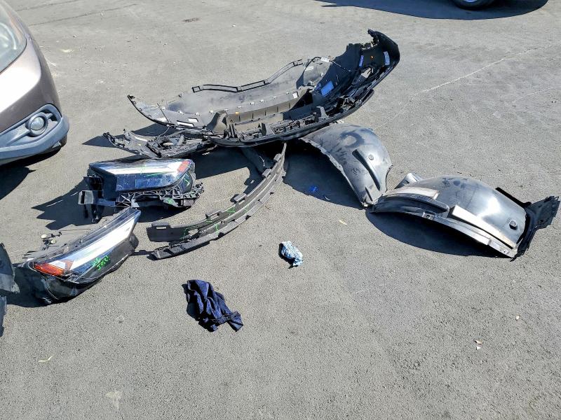 2022 Audi Q4 E-tron მანქანა იყიდება აუქციონზე, vin: WA1H2BFZ0NP042630, აუქციონის ნომერი: 68200676