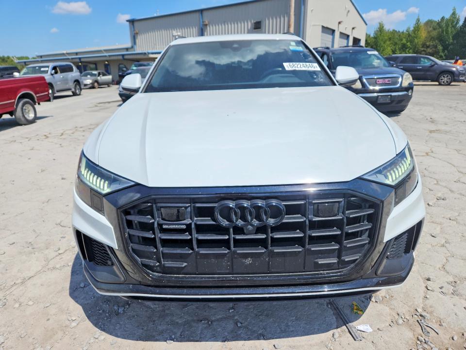 68224846 :رقم المزاد ، WA1EVAF18MD032443 vin ، 2021 Audi Q8 مزاد بيع