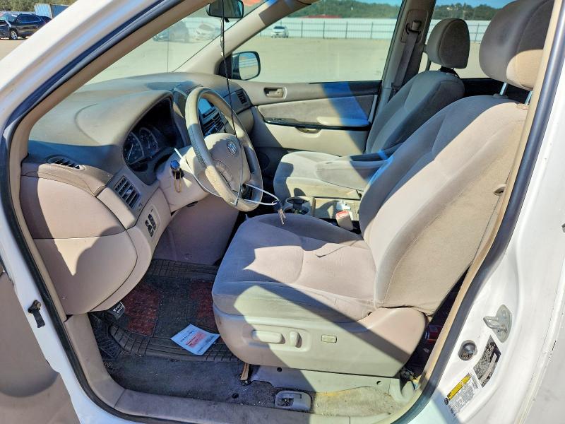 2005 Toyota Sienna მანქანა იყიდება აუქციონზე, vin: 5TDZA23C15S327890, აუქციონის ნომერი: 69643226