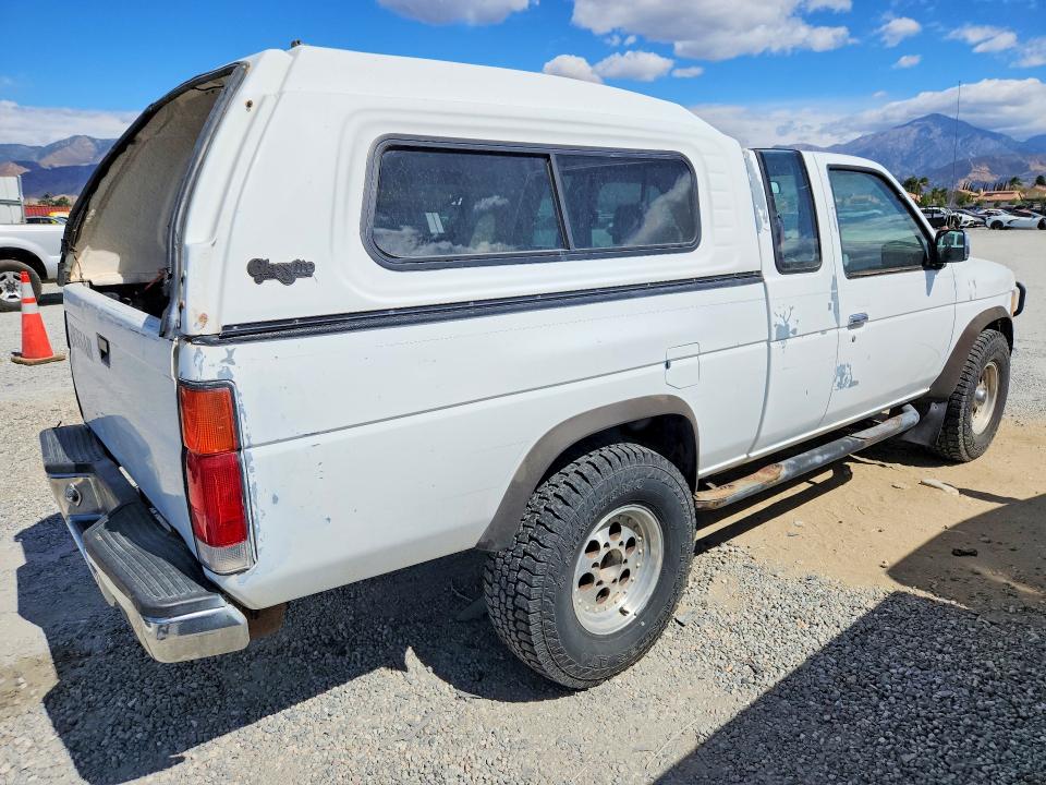 1992 Nissan Truck მანქანა იყიდება აუქციონზე, vin: 1N6HD16Y8NC333155, აუქციონის ნომერი: 70947896