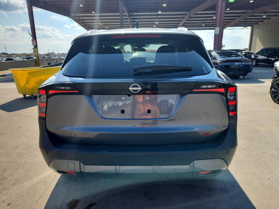 Auction sale of the 2026 Nissan Kicks, vin: 3N8AP6DA5TL380938, lot number: 70744036