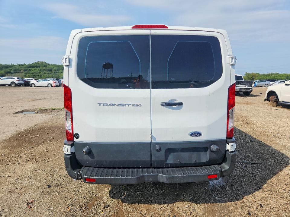 Продажа на аукционе авто 2018 Ford Transit, vin: 1FTYR2ZMXJKA01933, номер лота: 67413346