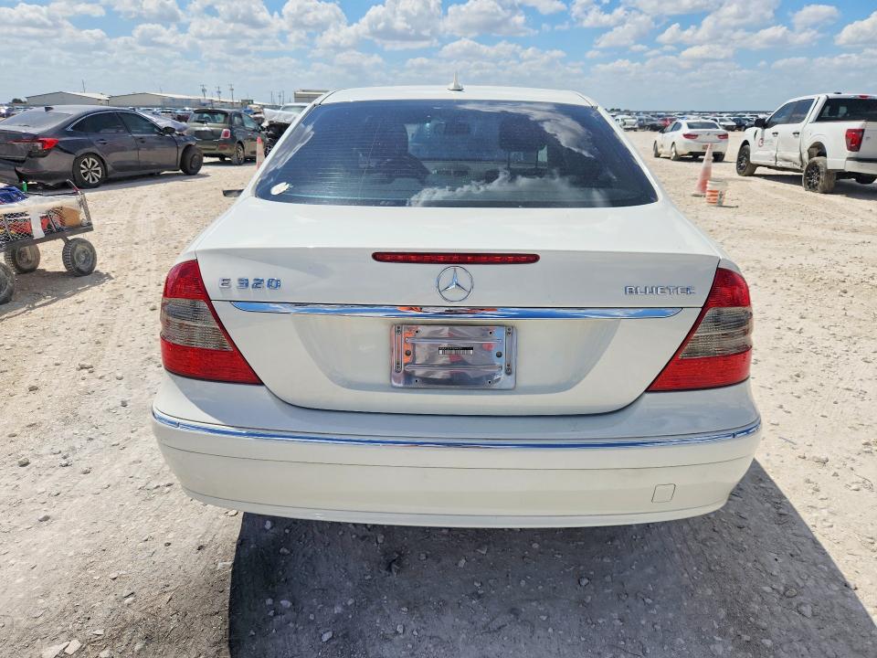 Продаж на аукціоні авто 2007 Mercedes-benz E, vin: WDBUF22XX7B049659        , номер лоту: 64985186