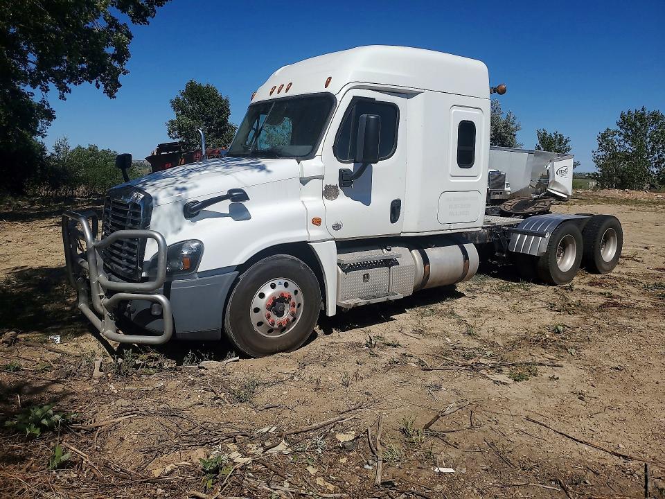 Продажа на аукционе авто 2018 Freightliner Cascadia 125, vin: 1FUJGLDR1JLJV6521, номер лота: 67741606
