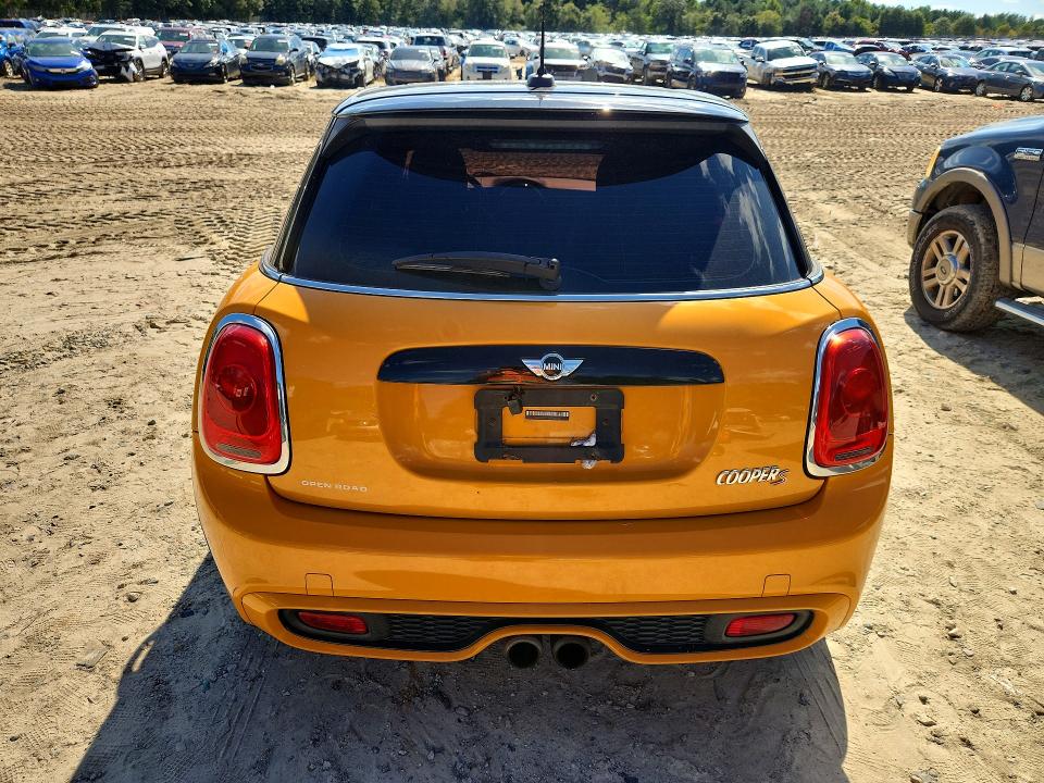 68868516 :رقم المزاد ، WMWXU3C56F2B56133 vin ، 2015 Mini Cooper مزاد بيع