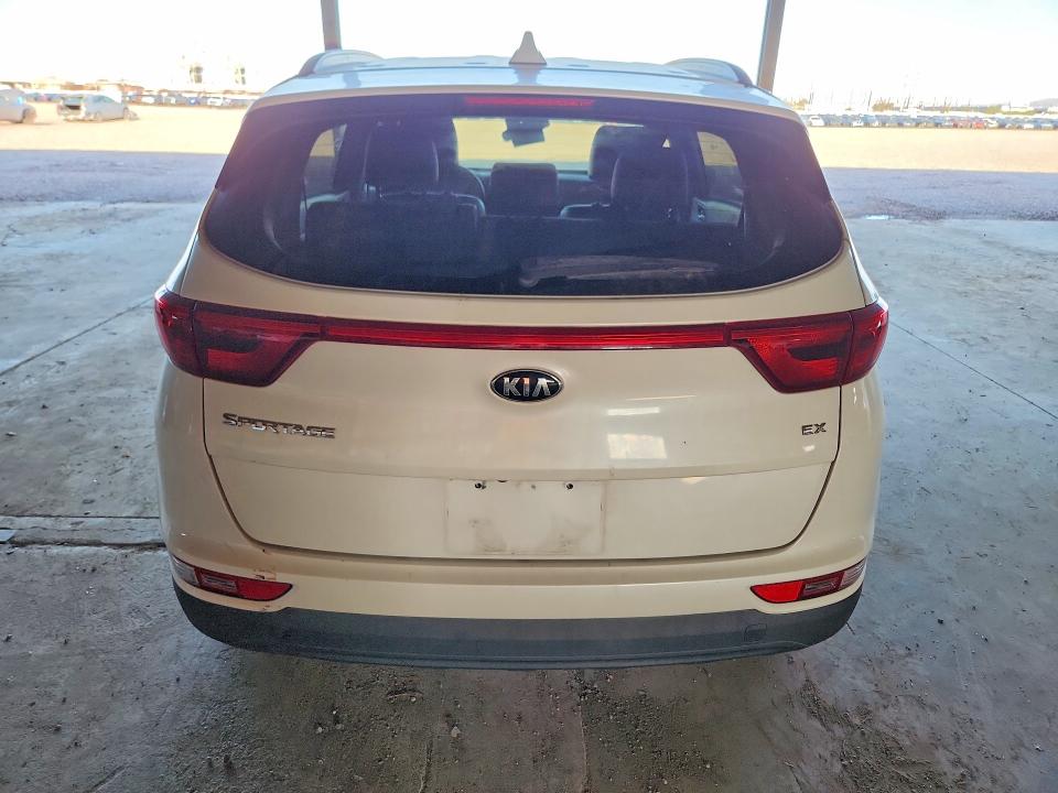 Auction sale of the 2018 Kia Sportage, vin: KNDPN3AC2J7420622, lot number: 67563196