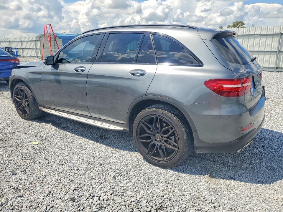 67733776 :رقم المزاد ، WDC0G4JB0HF252403 vin ، 2017 Mercedes-benz Glc مزاد بيع