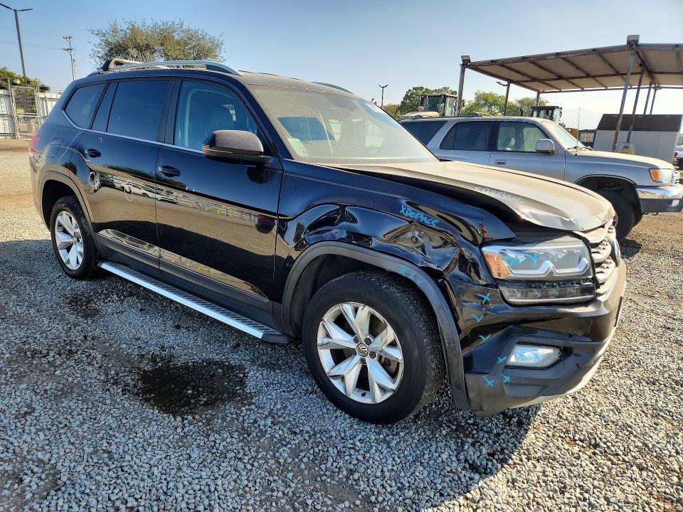 Продажа на аукционе авто 2018 Volkswagen Atlas, vin: 1V2CP2CA6JC594360, номер лота: 68676006