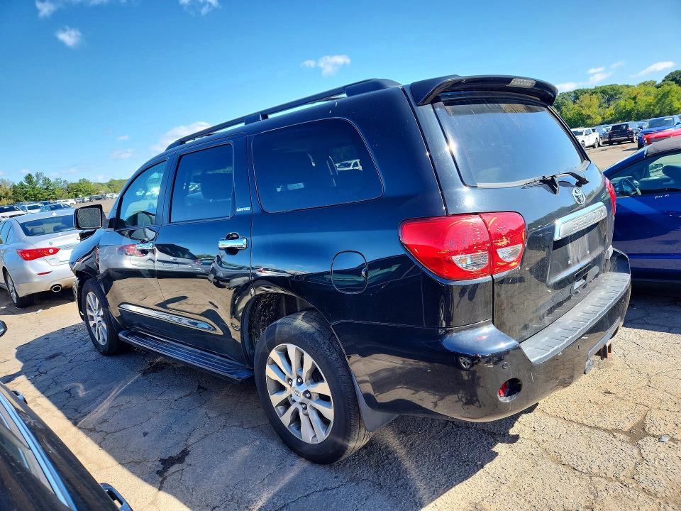 67219176 :رقم المزاد ، 5TDJY5G1XFS120709 vin ، 2015 Toyota Sequoia مزاد بيع