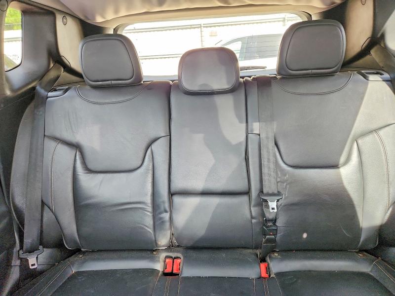 2016 Jeep Renegade მანქანა იყიდება აუქციონზე, vin: ZACCJBDT8GPD35165, აუქციონის ნომერი: 68765606