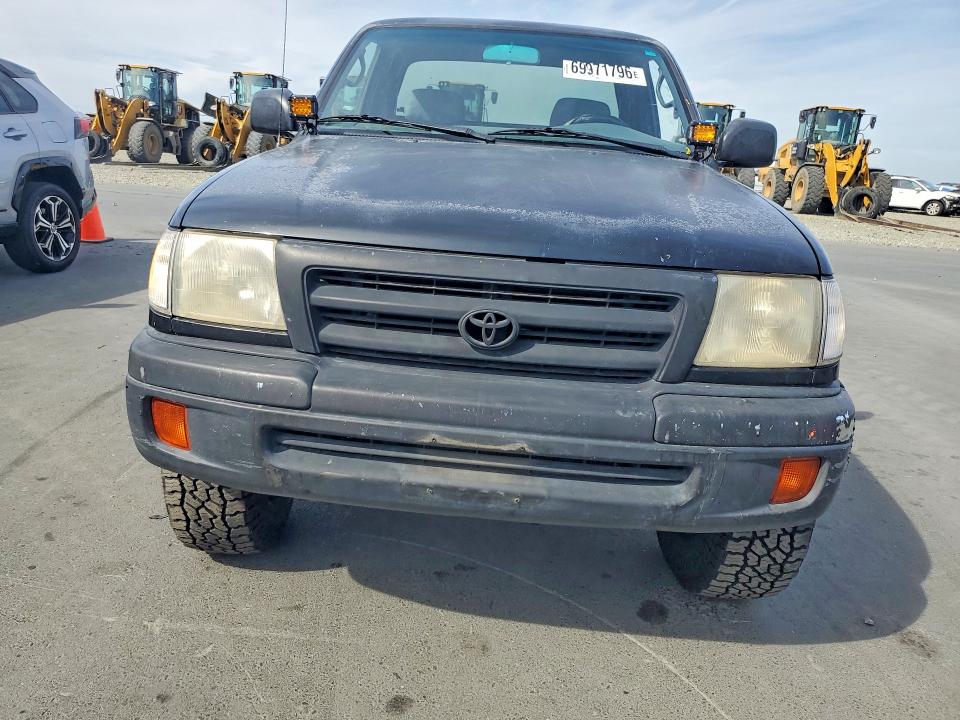 2000 Toyota Tacoma მანქანა იყიდება აუქციონზე, vin: 4TAWN72N2YZ679687, აუქციონის ნომერი: 69971796