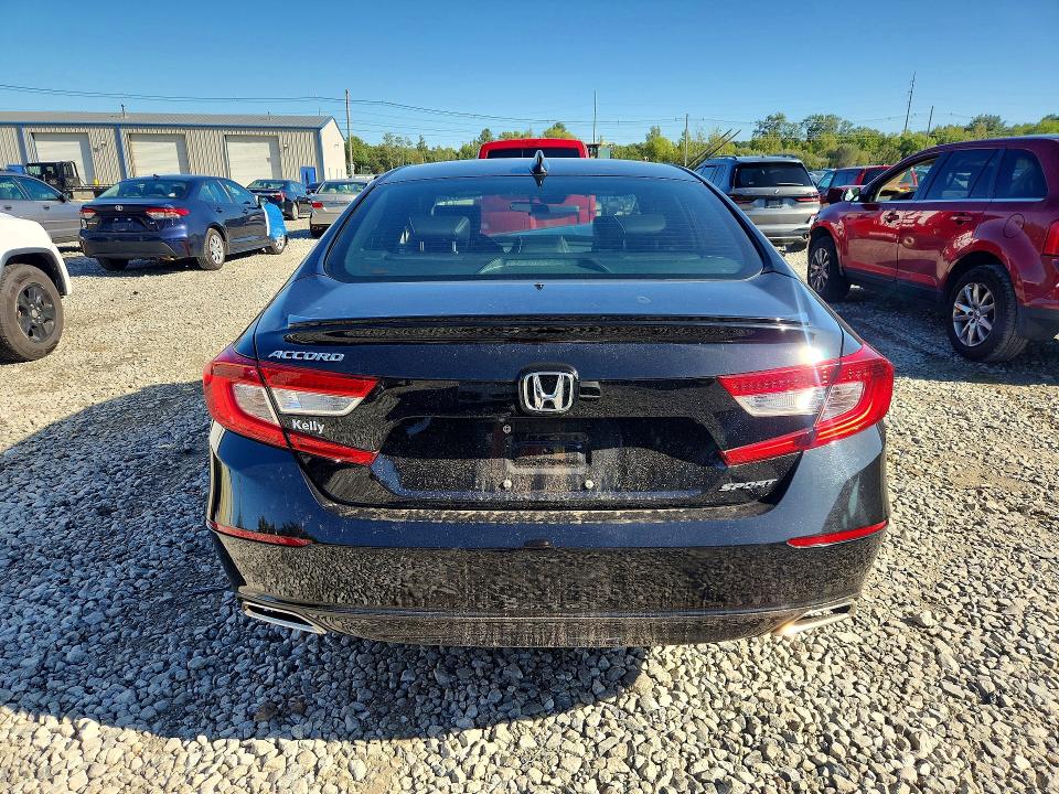 Продаж на аукціоні авто 2018 Honda Accord, vin: 1HGCV1F36JA053725, номер лоту: 68487766