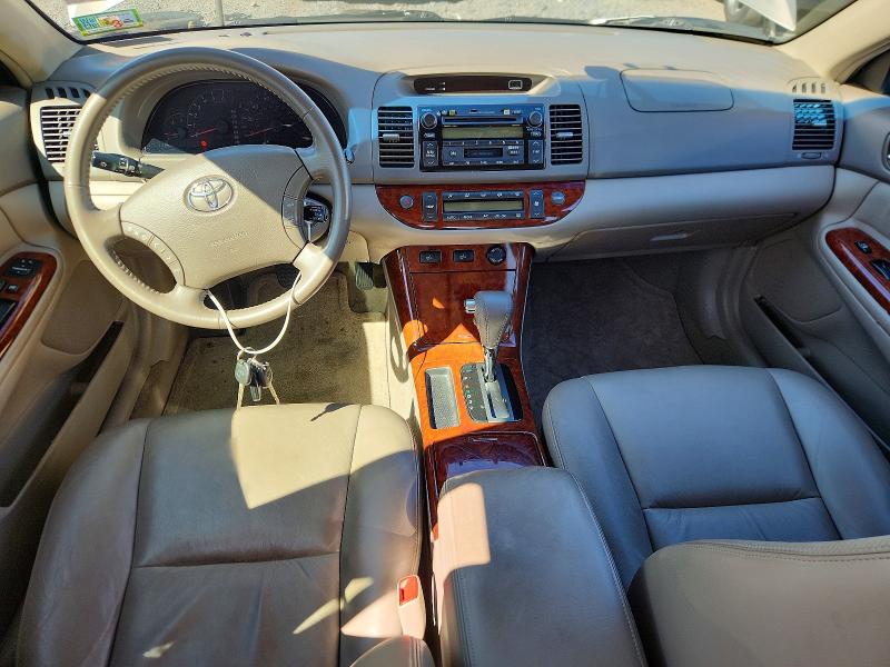 2005 Toyota Camry მანქანა იყიდება აუქციონზე, vin: 4T1BE30K15U558335, აუქციონის ნომერი: 68595766