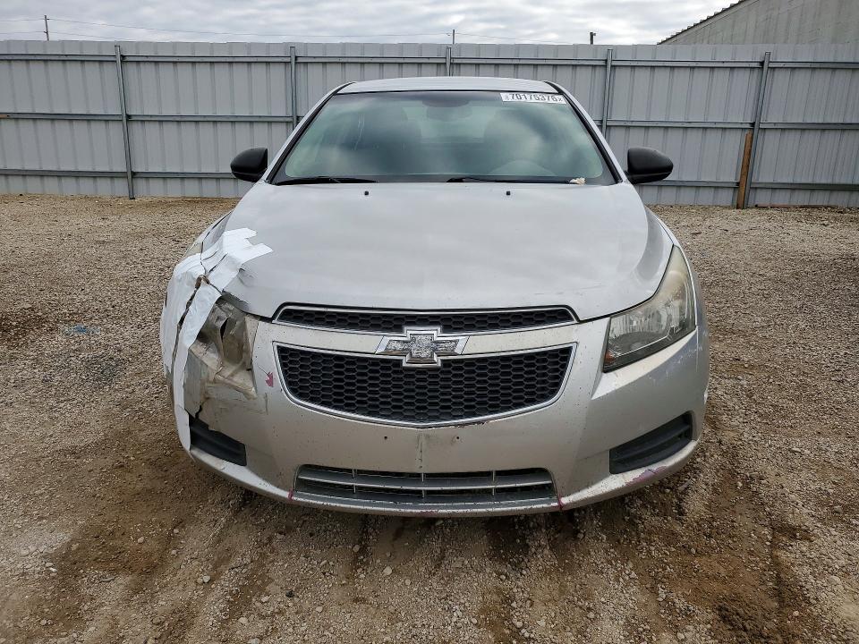 2014 Chevrolet Cruze მანქანა იყიდება აუქციონზე, vin: 1G1PA5SH9E7435392, აუქციონის ნომერი: 70175376