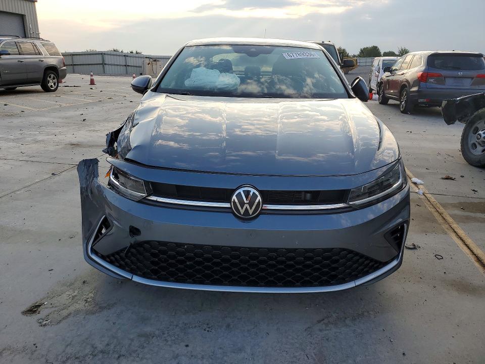 2025 Volkswagen Jetta მანქანა იყიდება აუქციონზე, vin: 3VW7X7BU3SM038113, აუქციონის ნომერი: 67789336