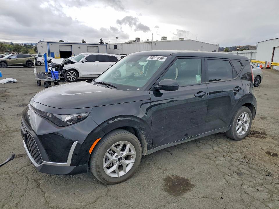 Продажа на аукционе авто 2025 Kia Soul, vin: KNDJ23AU4S7963589, номер лота: 68029836
