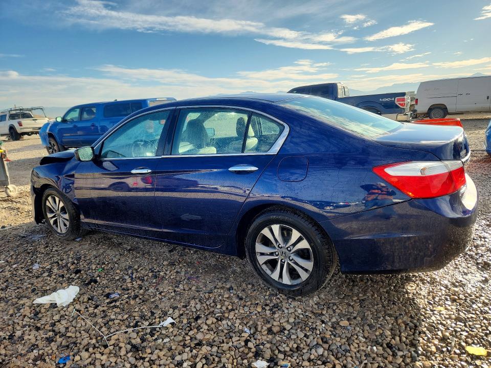 2015 Honda Accord მანქანა იყიდება აუქციონზე, vin: 1HGCR2F37FA198256, აუქციონის ნომერი: 69816246