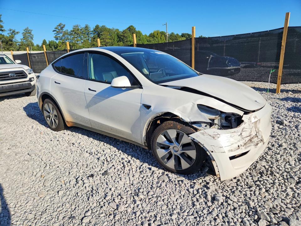 67876816 :رقم المزاد ، 5YJYGDEE7MF106267 vin ، 2021 Tesla Model Y مزاد بيع