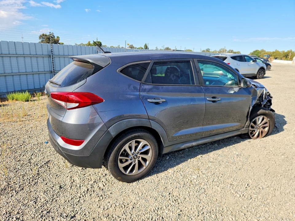 Продаж на аукціоні авто 2017 Hyundai Tucson, vin: KM8J23A40HU580917, номер лоту: 68329266