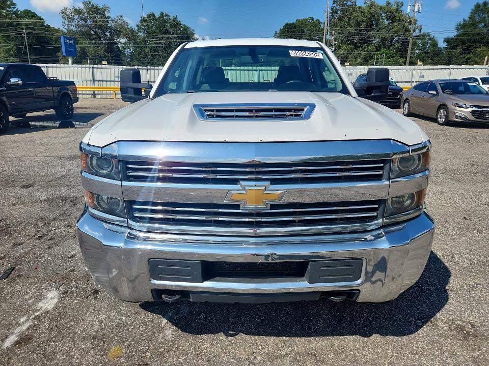 Auction sale of the 2017 Chevrolet Silverado, vin: 1GC1KUEY4HF105735, lot number: 69894326