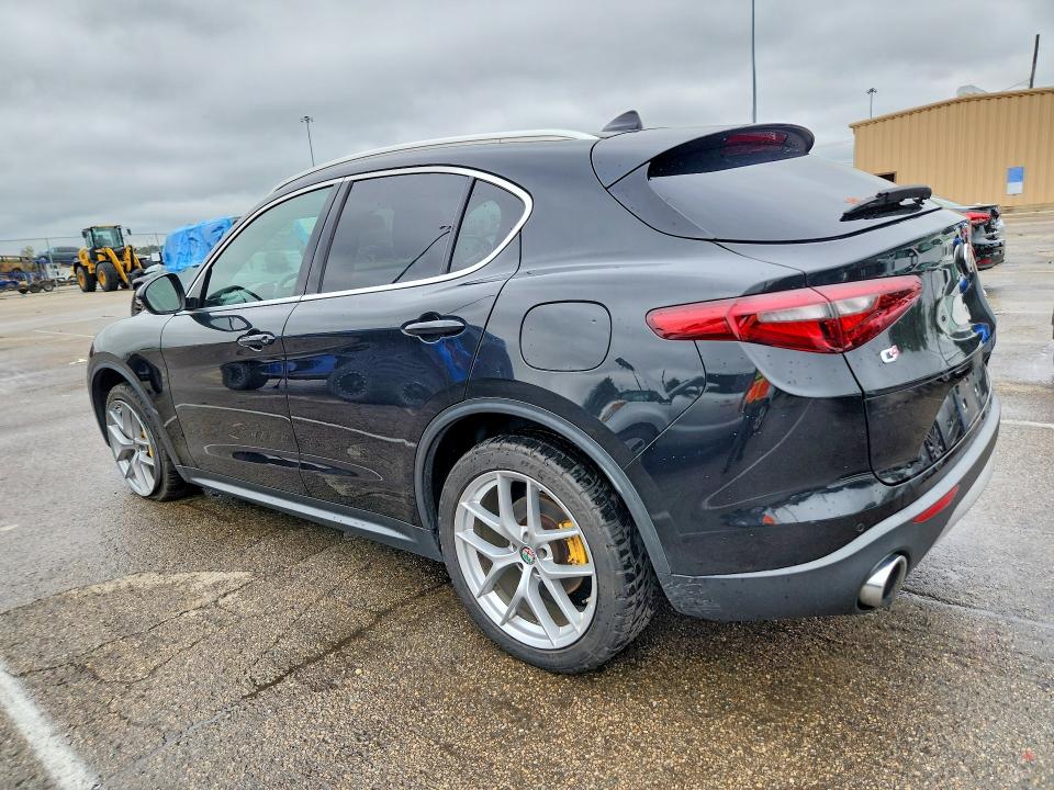 Продажа на аукционе авто 2018 Alfa Romeo Stelvio, vin: ZASFAKBN8J7C22703, номер лота: 69745756