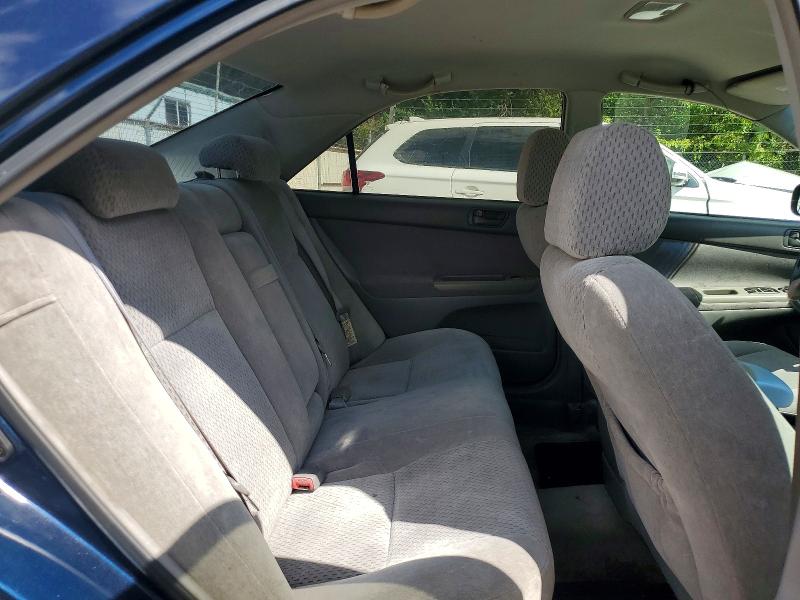 68659156 :رقم المزاد ، 4T1BE32K04U283391 vin ، 2004 Toyota Camry مزاد بيع