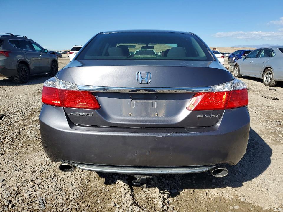 70788226 :رقم المزاد ، 1HGCR2F54FA121314 vin ، 2015 Honda Accord مزاد بيع