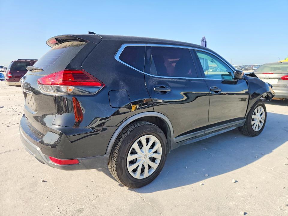 Продаж на аукціоні авто 2017 Nissan Rogue, vin: KNMAT2MT9HP608212, номер лоту: 68812266