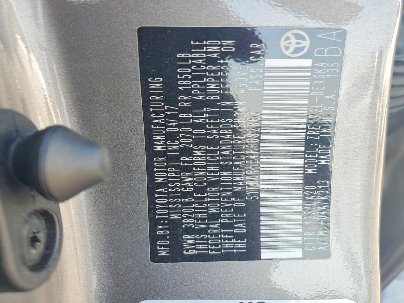 67644576 :رقم المزاد ، 5YFBURHE4HP682867 vin ، 2017 Toyota Corolla مزاد بيع