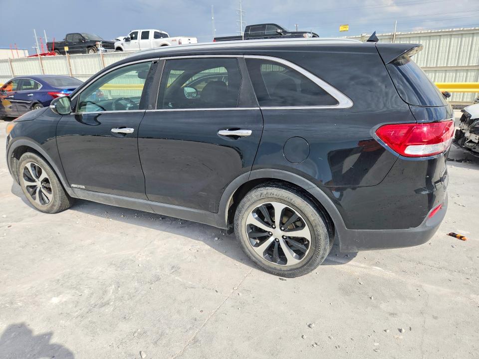 68805006 :رقم المزاد ، 5XYPHDA58GG018310 vin ، 2016 Kia Sorento مزاد بيع