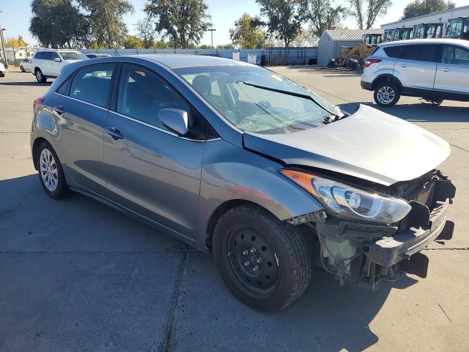 Aukcja sprzedaży 2017 Hyundai Elantra Gt, vin: KMHD35LH5HU373803, numer aukcji: 69643056