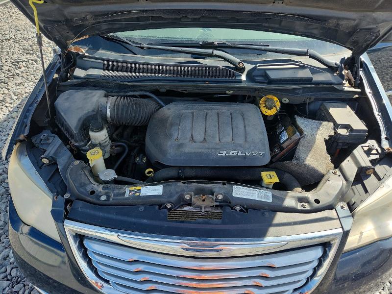 68194016 :رقم المزاد ، 2C4RC1BG2ER295789 vin ، 2014 Chrysler Town & Country مزاد بيع