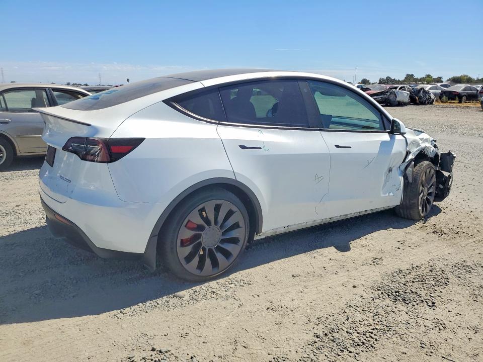 67335316 :رقم المزاد ، 7SAYGDEF1PF702376 vin ، 2023 Tesla Model Y مزاد بيع