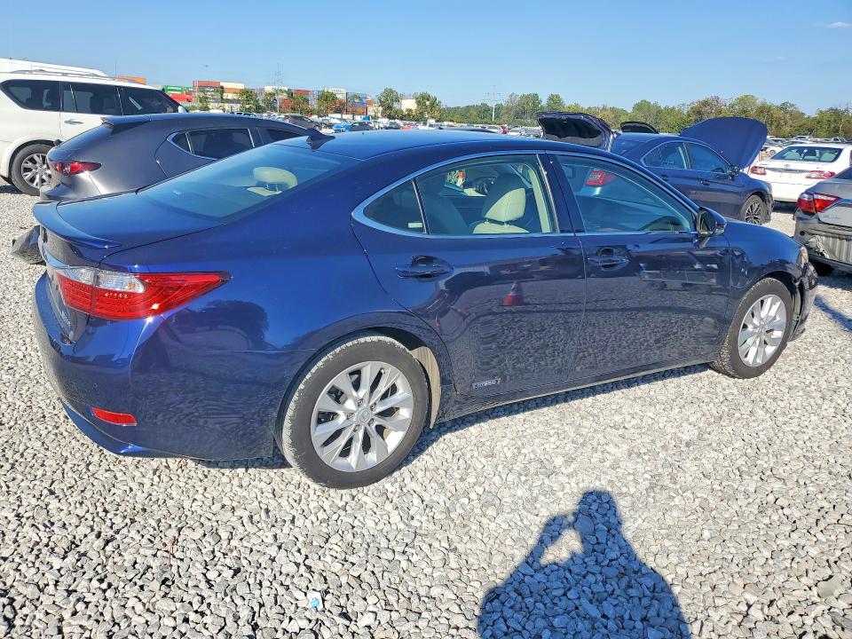 2013 Lexus Es მანქანა იყიდება აუქციონზე, vin: JTHBW1GG0D2024310, აუქციონის ნომერი: 71022396