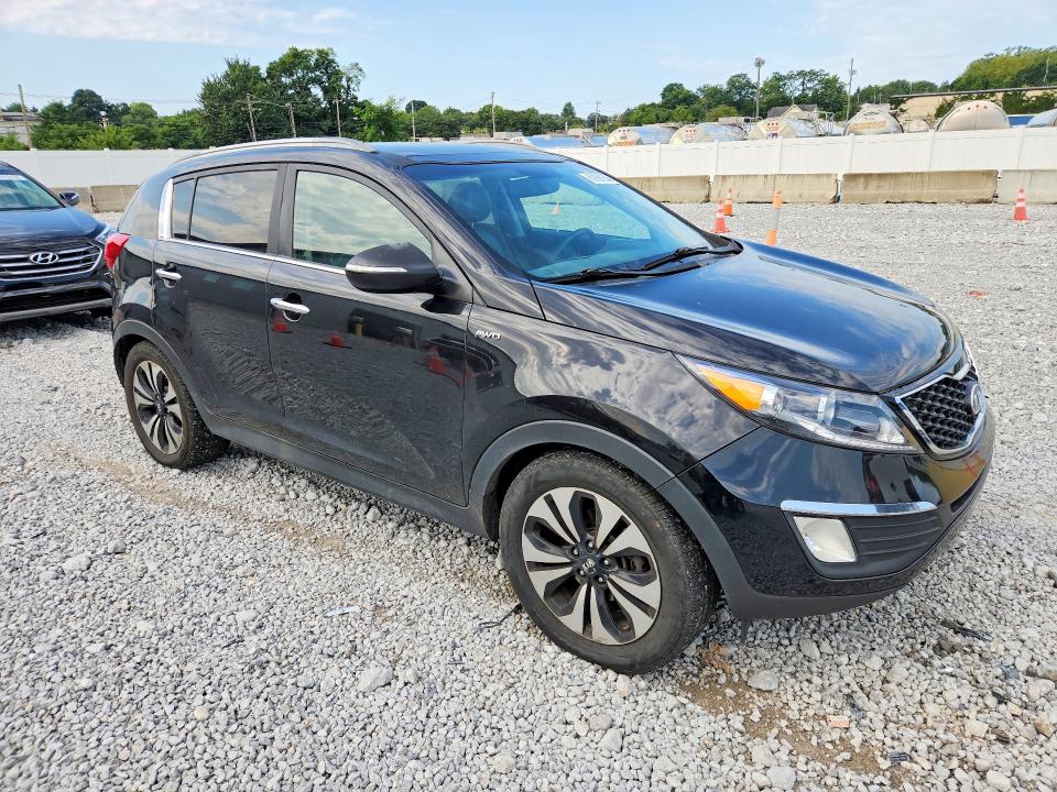 67691546 :رقم المزاد ، KNDPCCA68C7266873 vin ، 2012 Kia Sportage مزاد بيع