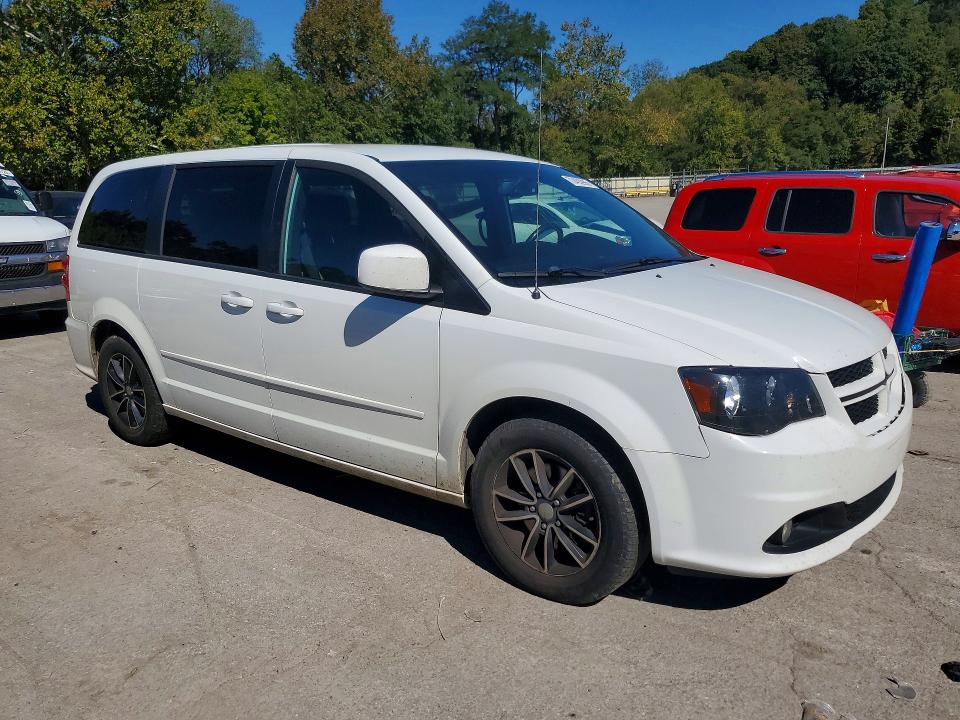 2017 Dodge Grand Caravan მანქანა იყიდება აუქციონზე, vin: 2C4RDGEG7HR567558, აუქციონის ნომერი: 70465996