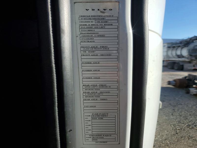 2024 Volvo Vn მანქანა იყიდება აუქციონზე, vin: 4V4NC9EJXRN624587, აუქციონის ნომერი: 70675586
