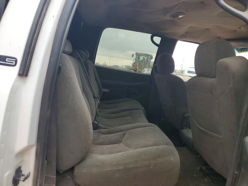 Продажа на аукционе авто 2003 Chevrolet Silverado, vin: 1GCHC23U63F194247, номер лота: 68876866