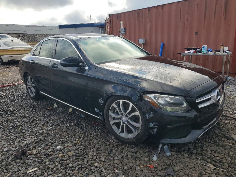 70162476 :رقم المزاد ، 55SWF4JB6GU169353 vin ، 2016 Mercedes-benz C مزاد بيع