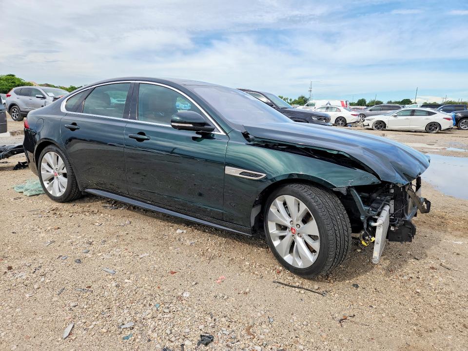 2021 Jaguar Xf მანქანა იყიდება აუქციონზე, vin: SAJBL4GX7MCY90027, აუქციონის ნომერი: 69292946