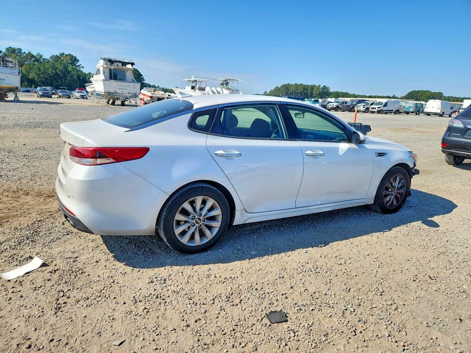 Продаж на аукціоні авто 2018 Kia Optima, vin: 5XXGT4L36JG253276, номер лоту: 70976736