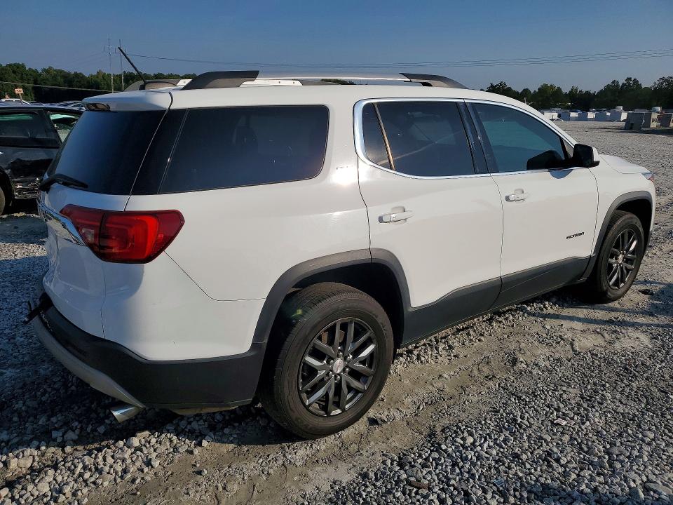 67931216 :رقم المزاد ، 1GKKNMLS8HZ266411 vin ، 2017 Gmc Acadia مزاد بيع
