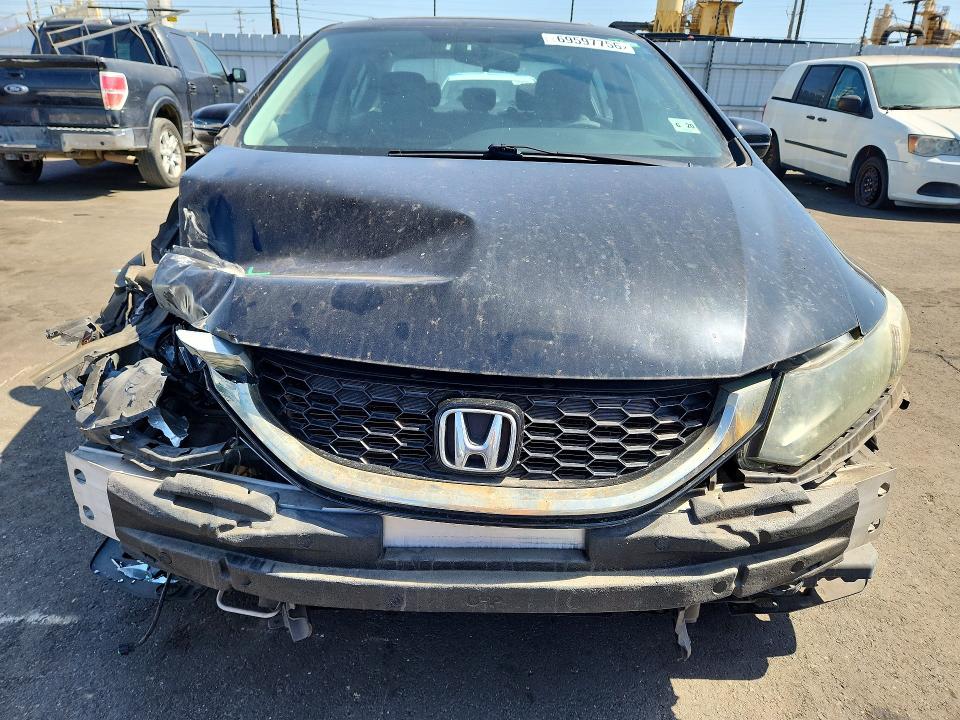 69597756 :رقم المزاد ، 2HGFB2F90FH542825 vin ، 2015 Honda Civic مزاد بيع