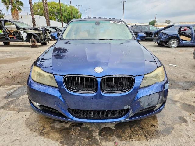 67381576 :رقم المزاد ، WBAPH5G52BNM71835 vin ، 2011 Bmw 328 مزاد بيع