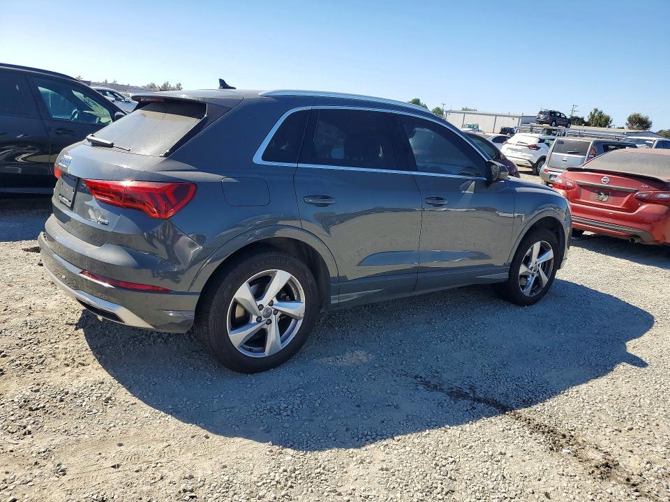2020 Audi Q3 მანქანა იყიდება აუქციონზე, vin: WA1AECF35L1101309, აუქციონის ნომერი: 67677236