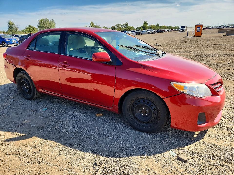 68166276 :رقم المزاد ، 2T1BU4EE4DC103054 vin ، 2013 Toyota Corolla مزاد بيع