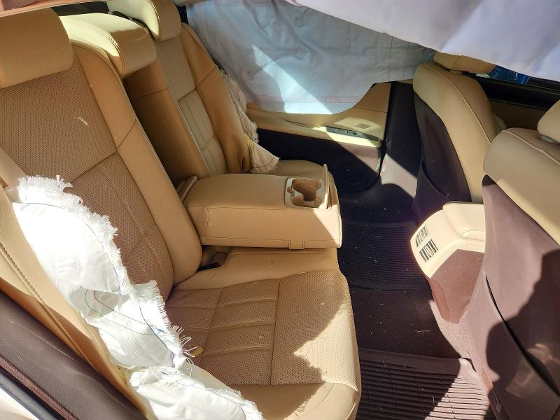 68637946 :رقم المزاد ، 58ABK1GGXJU082703 vin ، 2018 Lexus Es مزاد بيع
